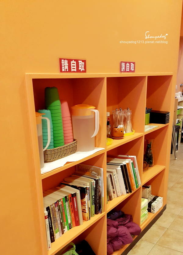 【無國界料理】可以吃得到原肉牛排的平價小餐館 花園廚房 in板橋 【無國界料理】可以吃得到原肉牛排的平價小餐館 花園廚房 in板橋