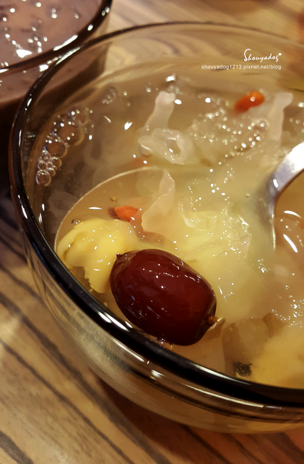 【無國界料理】可以吃得到原肉牛排的平價小餐館 花園廚房 in板橋 【無國界料理】可以吃得到原肉牛排的平價小餐館 花園廚房 in板橋