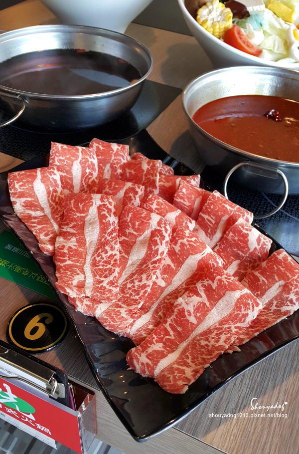 【涮涮鍋】不添加味素味精的先精緻日式火鍋 in台北林口 【涮涮鍋】不添加味素味精的先精緻日式火鍋 in台北林口