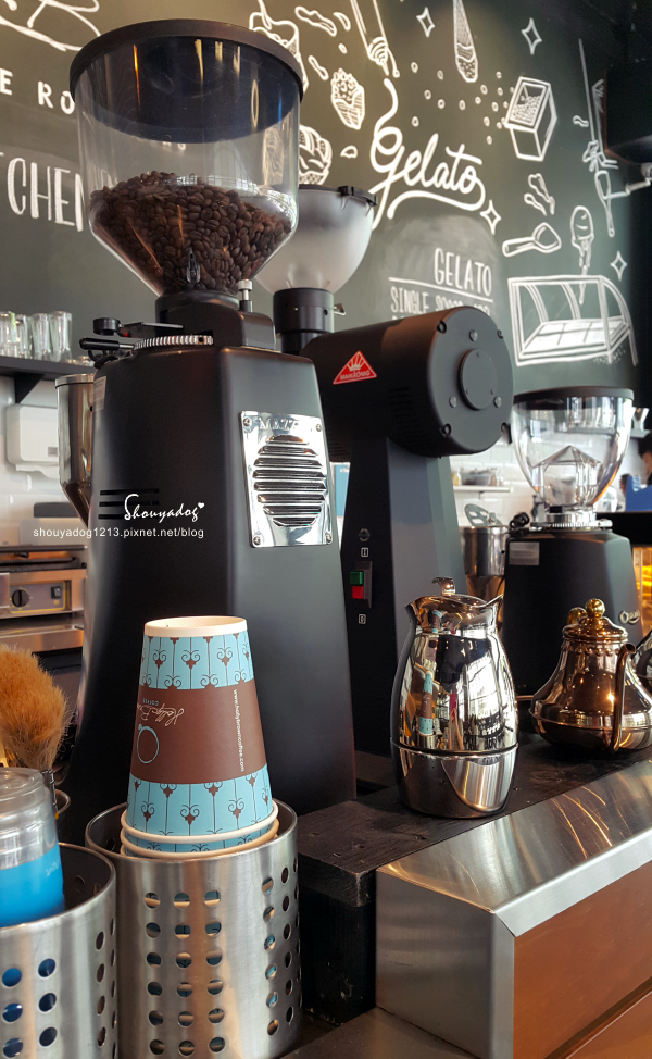 【複合式餐廳】色彩繽紛又好拍的點心級餐點 Holly Brown 【複合式餐廳】色彩繽紛又好拍的點心級餐點 Holly Brown