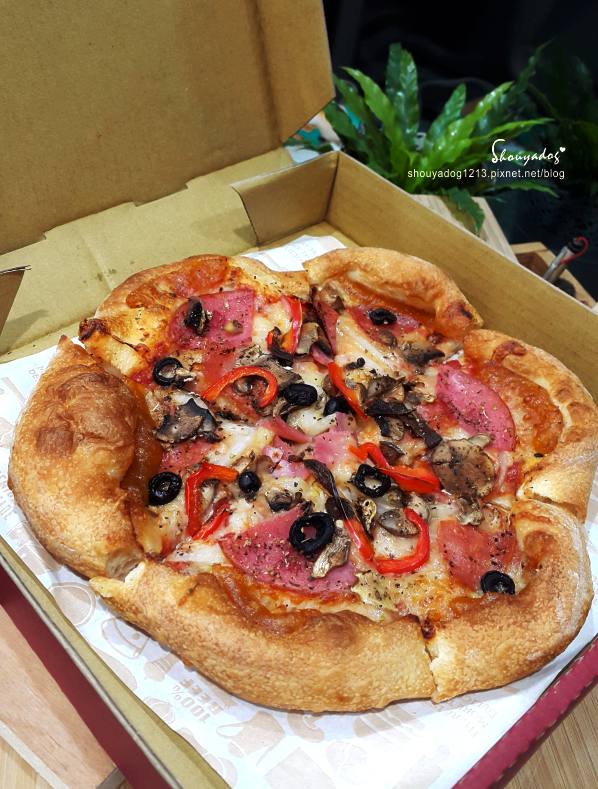 【美式餐廳】來 Vasa 瓦薩美式比薩外帶囉~ 【美式餐廳】來 Vasa 瓦薩美式比薩外帶囉~