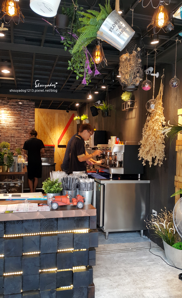 【手搖茶飲】繽紛氣泡飲X浪漫花茶 茶工業現萃茶飲-新市南科店