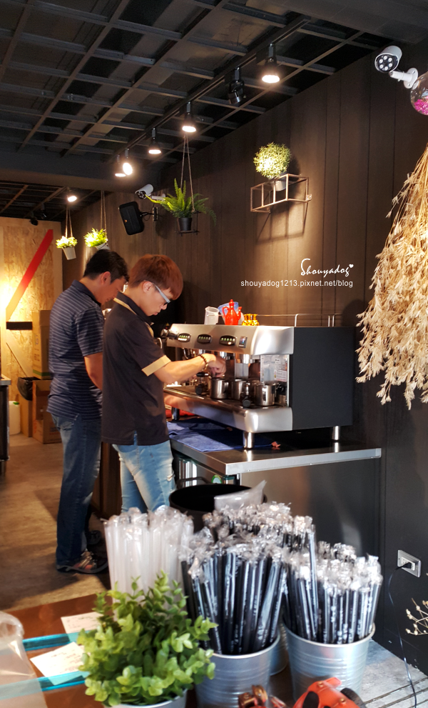 【手搖茶飲】繽紛氣泡飲X浪漫花茶 茶工業現萃茶飲-新市南科店 【手搖茶飲】繽紛氣泡飲X浪漫花茶 茶工業現萃茶飲-新市南科店