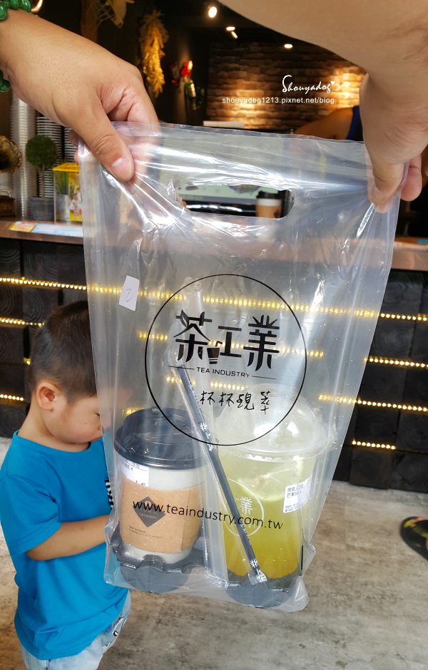 【手搖茶飲】繽紛氣泡飲X浪漫花茶 茶工業現萃茶飲-新市南科店