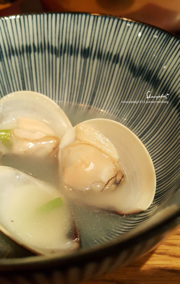 【居酒屋】東區裡的優雅 氣質系居酒屋 炙 酒食 廚房 【居酒屋】東區裡的優雅 氣質系居酒屋 炙 酒食 廚房