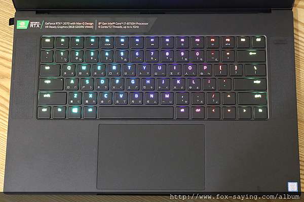 Razer Blade 15 完全就是信仰值滿點的輕薄電競筆電開箱體驗 傻瓜狐狸的雜碎物品 痞客邦