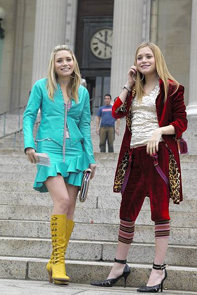 Mary-Kate-Ashley-Olsen-Movies-Style-Pictures
