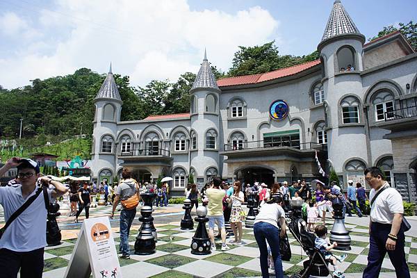 第一個景點元首館,無奈遊客太多,放棄