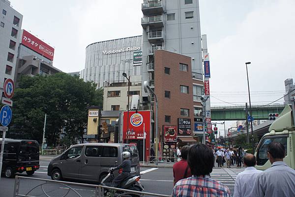 抵達秋葉原