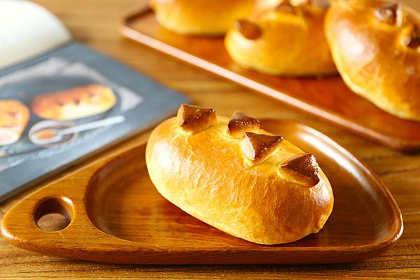 肉汁香腸布里歐捲