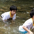 溪邊玩水4.jpg