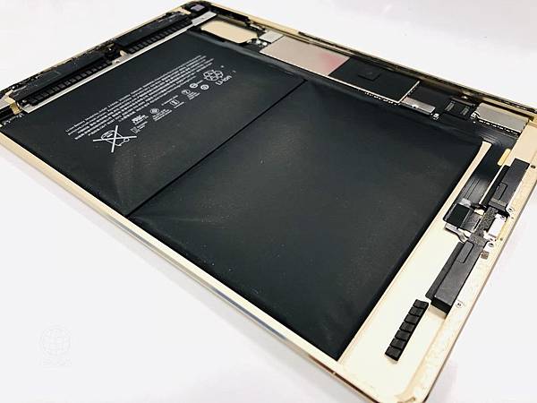 IPAD AIR2電池膨脹