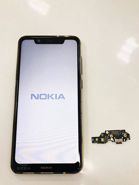 NOKIA5.1P 充電異常