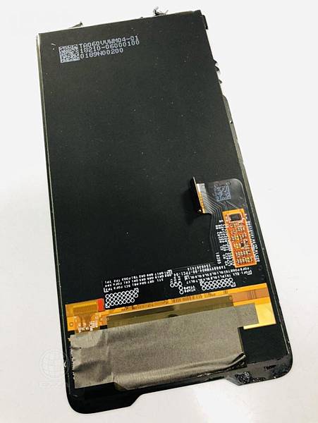 ASUS ROG Phone更換面板.jpg ASUS ROG Phone更換面板.jpg