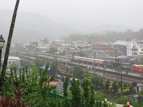雨中的雙溪火車站 (by ShuLin) 雨中的雙溪火車站 (by ShuLin)
