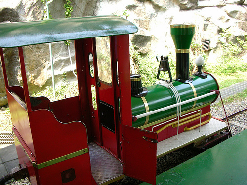 峽谷列車 (by ShuLin) 峽谷列車 (by ShuLin)