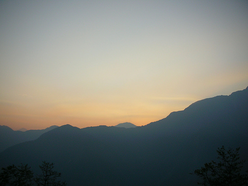 6:10日出前 (by ShuLin) 6:10日出前 (by ShuLin)