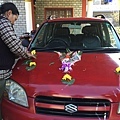 Susma's marriage: Rabin decorating his car