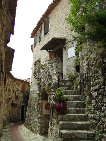 Eze2