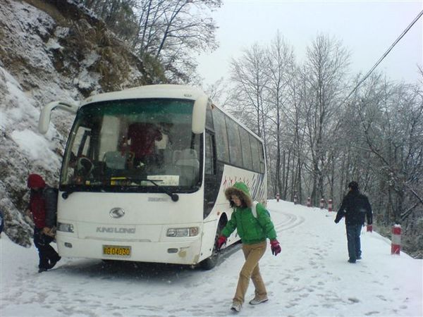 車子第一次上不了坡