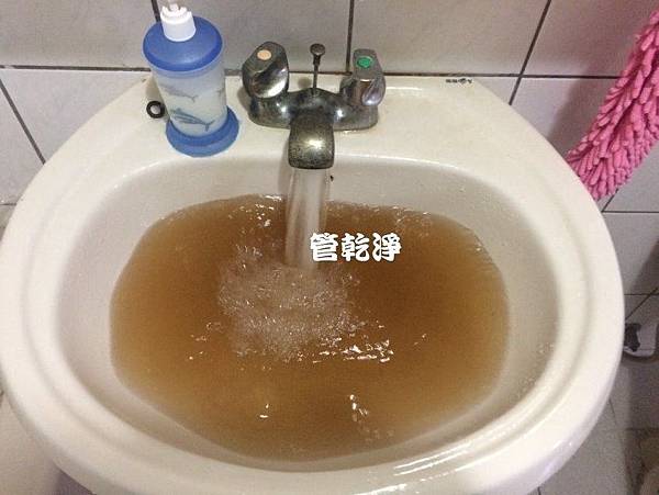 清洗水管 龍頭噴出咖啡？ 苗栗 竹南 龍泉街 水管清洗