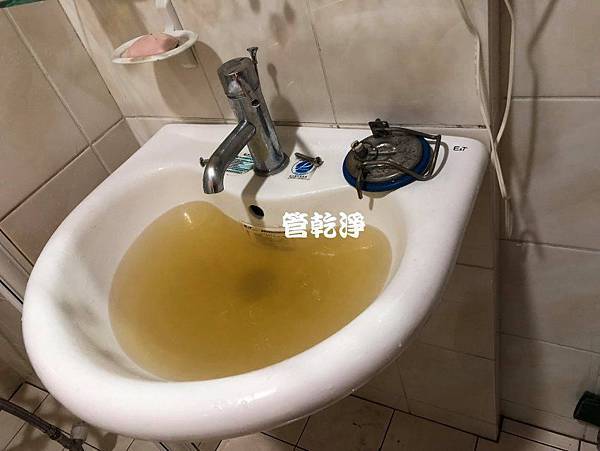 洗水管 水龍頭流出黃水？ 竹東 中興路 清洗水管