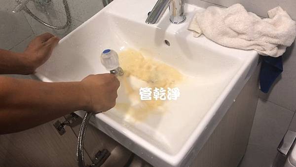 洗水管 熱水器在冬眠？ 桃園 中壢 環中東路 清洗水管 (管