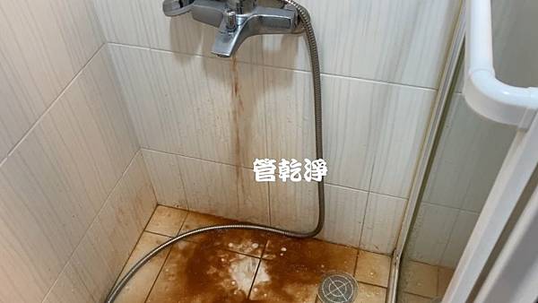 熱水管噴出香濃咖啡.. 新竹 東區 關新路 洗水管 (管乾淨