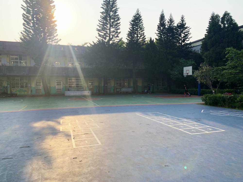 02-1000.jpg 潛龍國小│桃園市│龍潭區│小資爸親子旅遊團