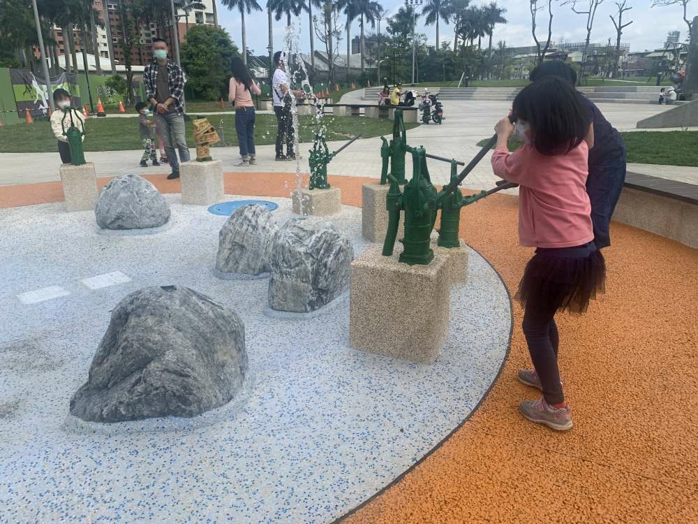 十四張歷史公園│新北市│新店區│小資爸親子旅遊團