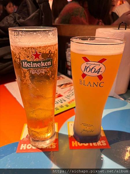 [美食] 台北/松山區-Hooters美式餐廳 慶城店｜南京