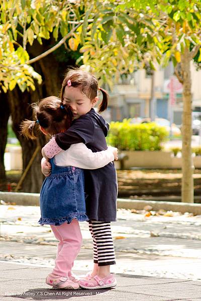 兩小無猜~ 吵雖吵.還是有些寶~