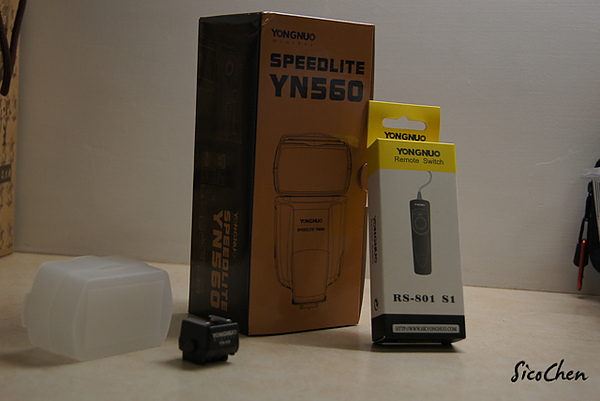 永諾快門線 + YN-560閃光燈