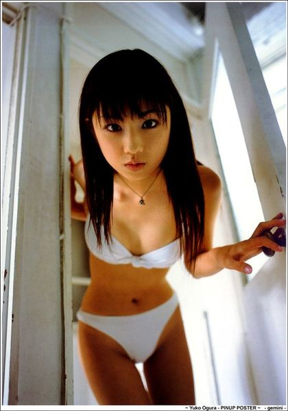 gem_yuko_ogura_pinup_poster044.jpg