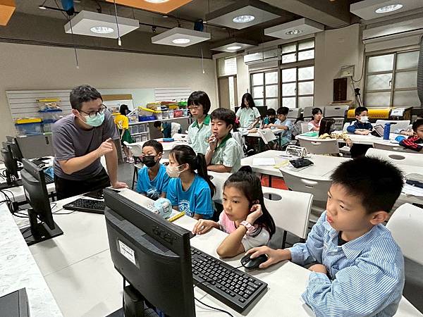 LINE_ALBUM_第11-12週-領導-9.jpg LINE_ALBUM_第11-12週-領導-9.jpg