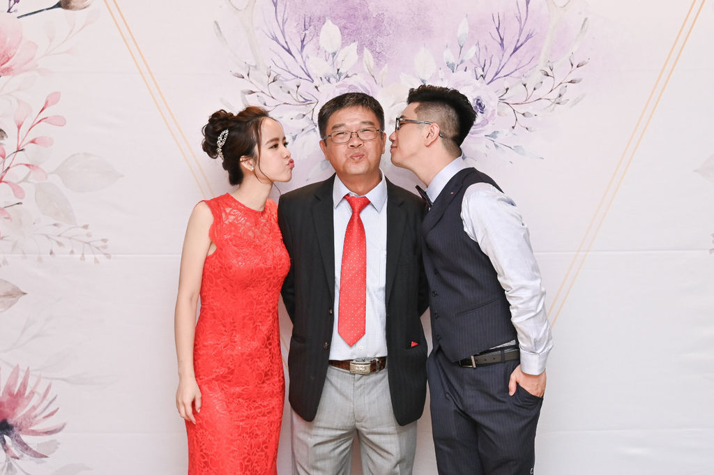 琪琪小姐與喬先生 台北國賓大飯店 婚禮紀錄 翼綱芊憬 琪琪小姐與喬先生 台北國賓大飯店 婚禮紀錄 翼綱芊憬