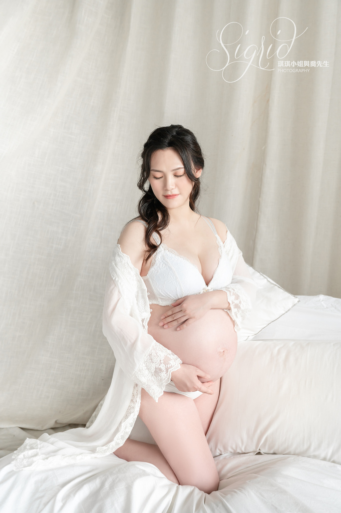 台北孕婦寫真 女攝影師琪琪小姐 台北孕婦寫真 女攝影師琪琪小姐