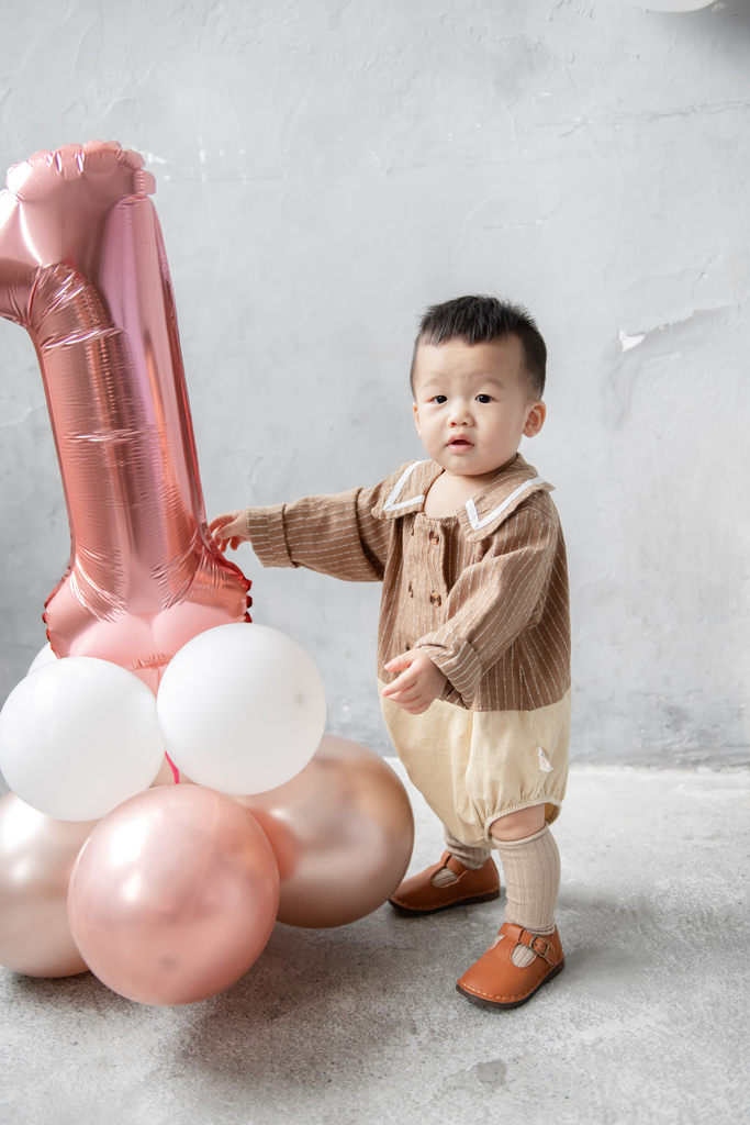 琪琪小姐與喬先生 親子寫真 全家福 週歲派對拍攝 週歲寫真 琪琪小姐與喬先生 親子寫真 全家福 週歲派對拍攝 週歲寫真