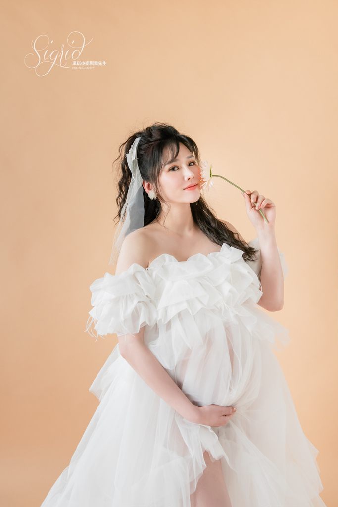 琪琪小姐孕婦寫真Apple 琪琪小姐孕婦寫真Apple