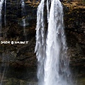 Seljalandsfoss waterfall