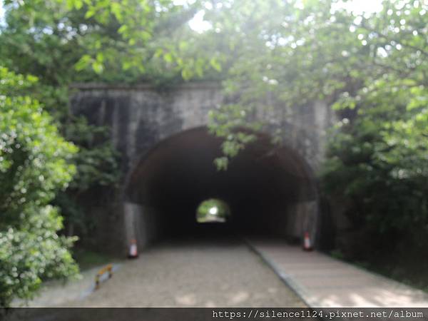 【攝影旅行】苗栗竹南崎頂子母隧道