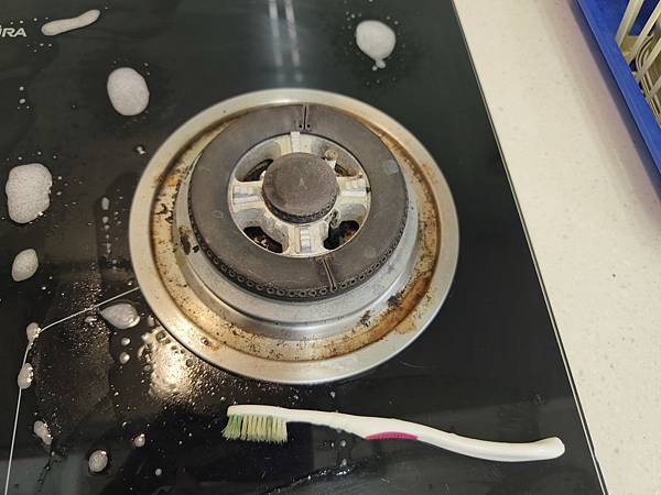 【清潔劑推薦】德寶塗料｜過年大掃除必備好物｜廚房油污清潔劑實測｜水垢清潔劑實測｜居家鍍膜DIY｜地板防滑劑推薦 (8).jpg