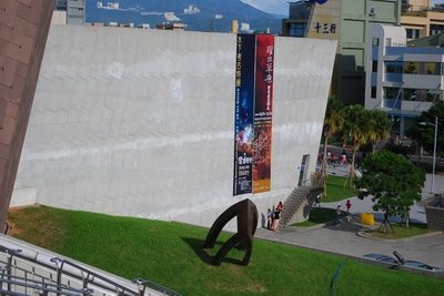 ap_F23_20091123054538952.jpg