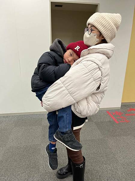 大阪|兒子發高燒又噴吐,日本大阪中文小兒科診所Child C 大阪|兒子發高燒又噴吐,日本大阪中文小兒科診所Child C