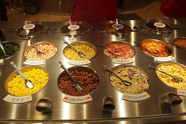 【仙蹤】大阪❤發明一個超級市場不會有的「合味道」吧.杯麵製作