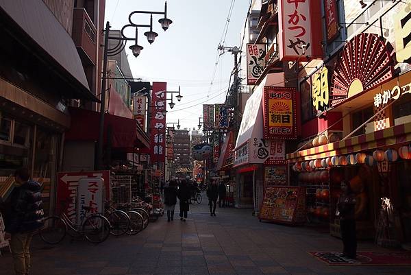 【仙蹤】大阪.新世界、天王寺(上)被閃爍霓虹包圍的大阪鐵塔❤