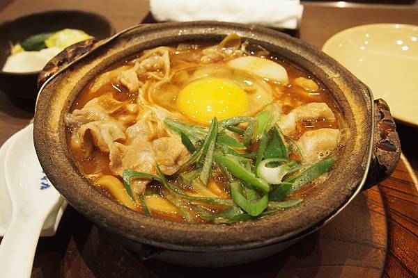 【百吃成仙】日本.名古屋❤Esca新幹線地下街@人氣傳統烏冬