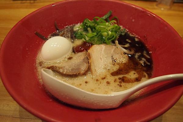 【仙蹤】九州福岡❤拉麵vs拉麵(下).九州「蒜味」豬骨拉麵