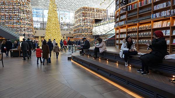 【仙蹤】韓國首爾．三成❤星空下發亮的文藝氣息．COEX Ma