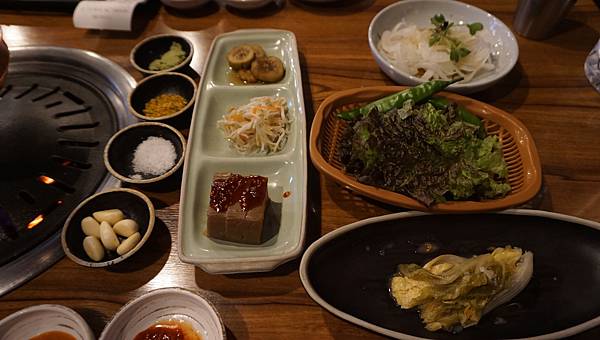 【仙蹤】韓國首爾．新設洞❤必點像牛扒一樣厚切的豬五花肉．經常